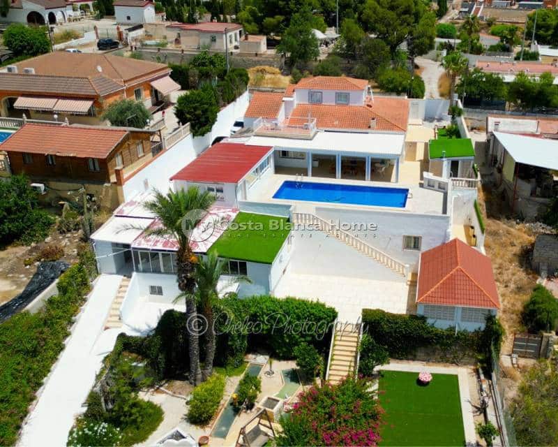 5 slaapkamer Finca/Landhuis te koop in Albatera met zwembad - € 560.000 (Ref: 9961210)