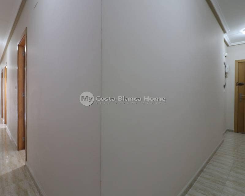 2 bedroom Apartment for sale in Almoradi with pool - € 117,000 (Ref: 9961543)