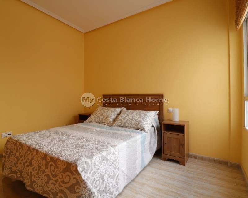 2 bedroom Apartment for sale in Almoradi with pool - € 117,000 (Ref: 9961543)