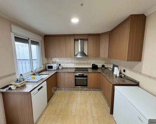 3 soverom Hus til salgs i Catral med garasje - € 179 000 (Ref: 9971612)