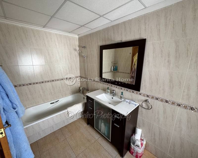 3 soverom Hus til salgs i Catral med garasje - € 179 000 (Ref: 9971612)