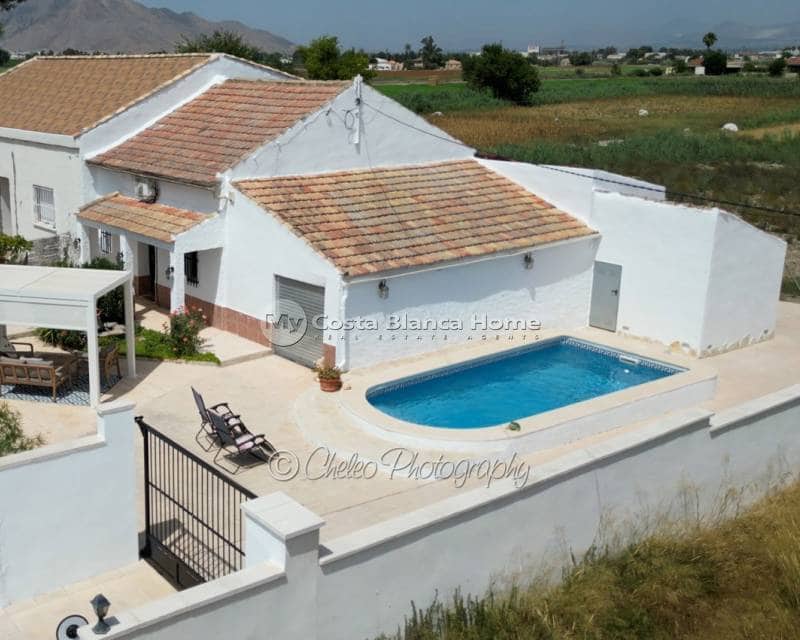 3 bedroom Finca/Country House for sale in Callosa de Segura with pool - € 269,995 (Ref: 9971779)