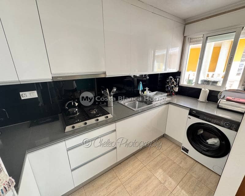 2 slaapkamer Appartement te koop in Catral met zwembad - € 119.950 (Ref: 9985694)