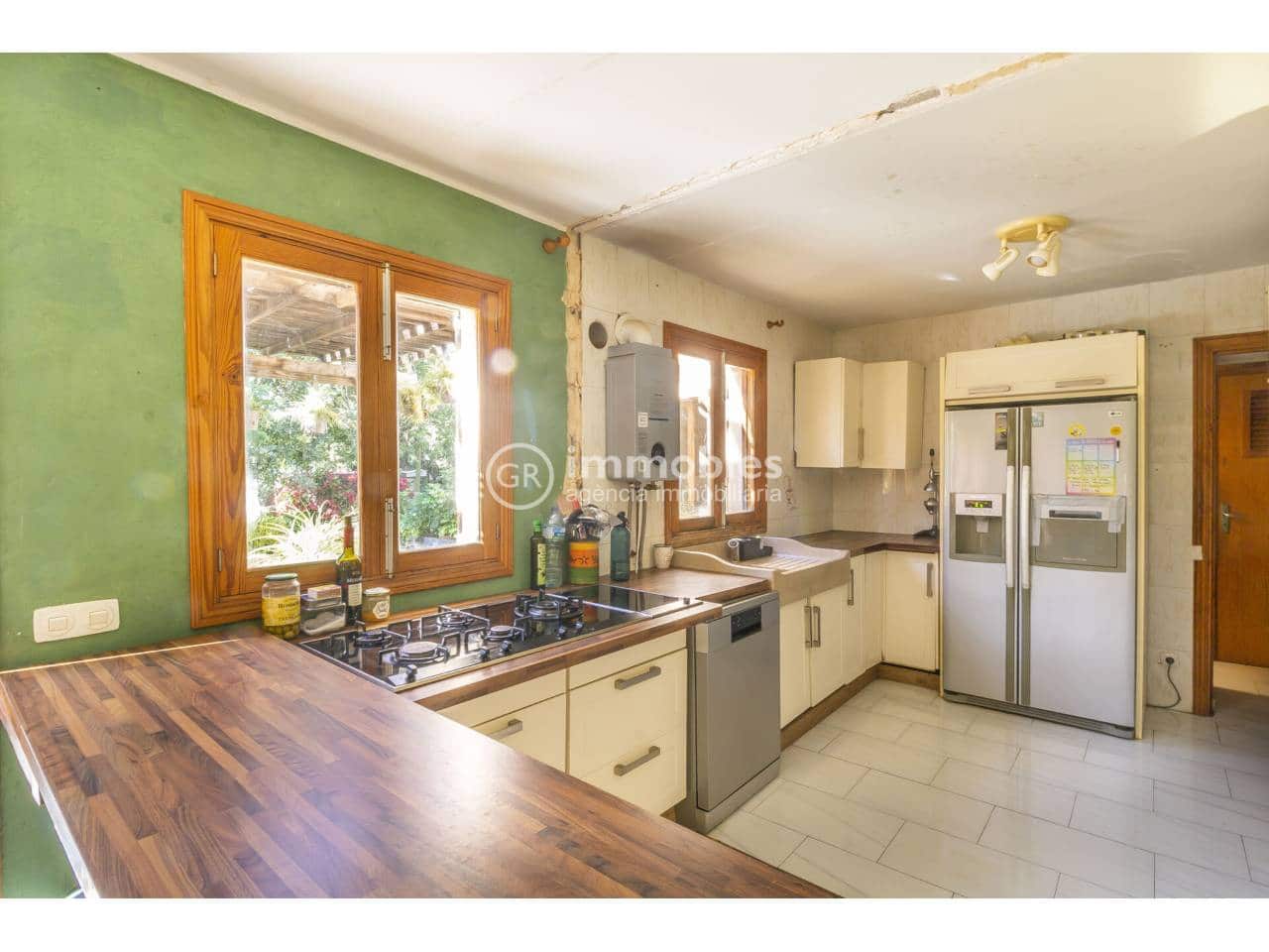 2 bedroom Finca/Country House for sale in Alaro with garage - € 695,000 (Ref: 9437934)