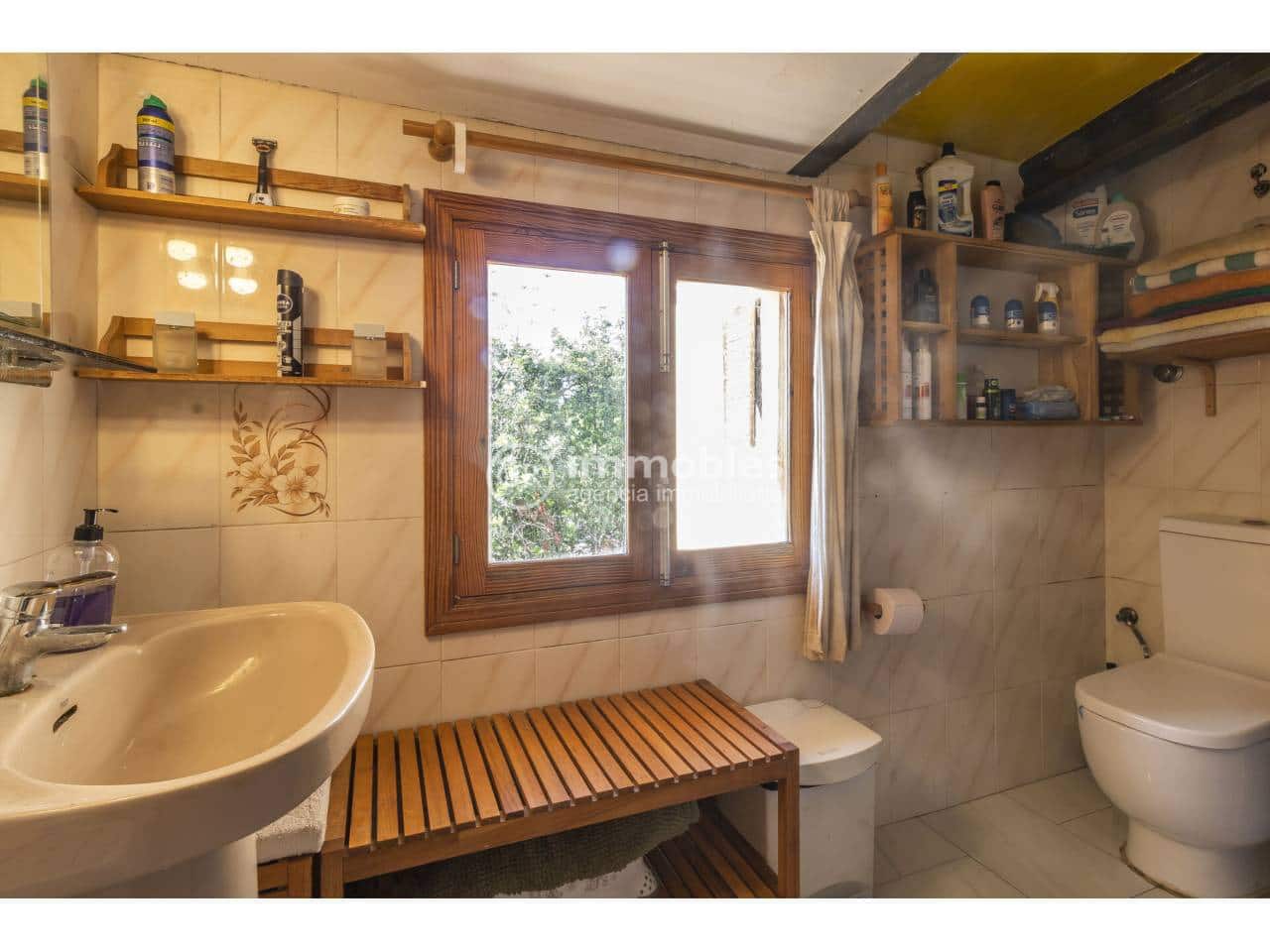 2 bedroom Finca/Country House for sale in Alaro with garage - € 695,000 (Ref: 9437934)