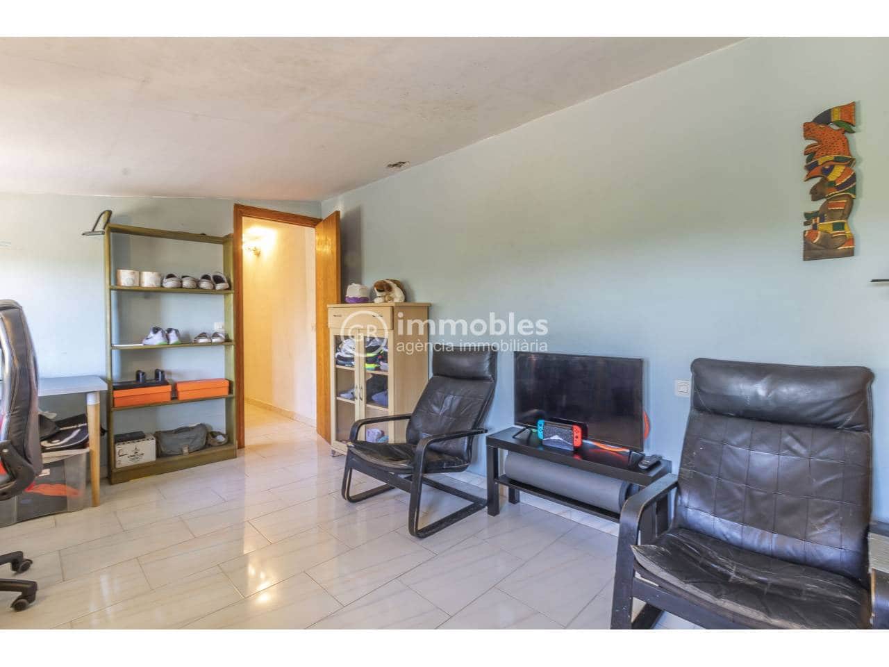 2 bedroom Finca/Country House for sale in Alaro with garage - € 695,000 (Ref: 9437934)