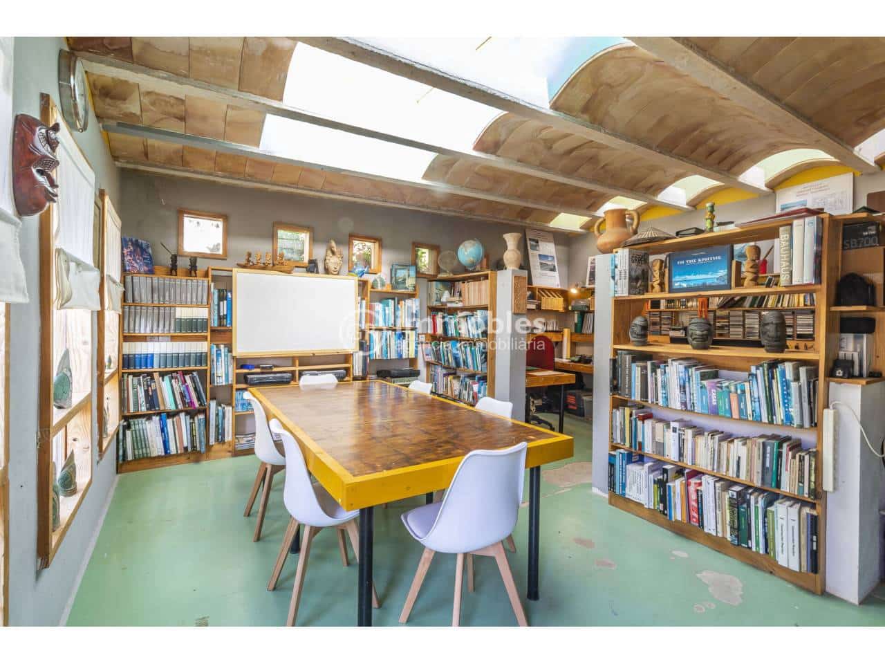 2 bedroom Finca/Country House for sale in Alaro with garage - € 695,000 (Ref: 9437934)