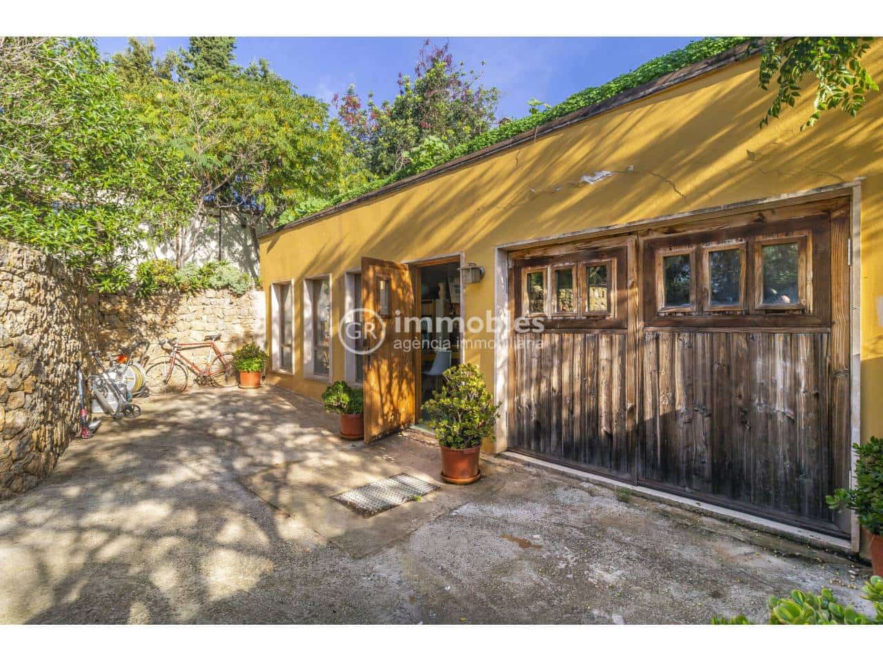 2 bedroom Finca/Country House for sale in Alaro with garage - € 695,000 (Ref: 9437934)