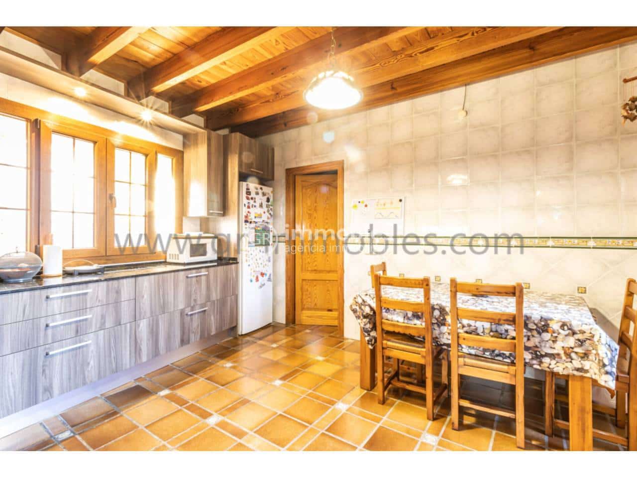 3 Zimmer Haus zu verkaufen in Lloseta mit Garage - 460.000 € (Ref: 9437935)