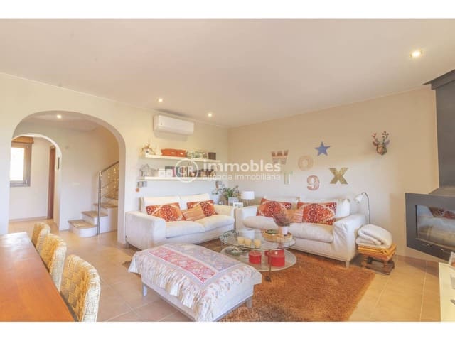 3 bedroom Townhouse for sale in Búger with garage - € 560,000 (Ref: 9437940)