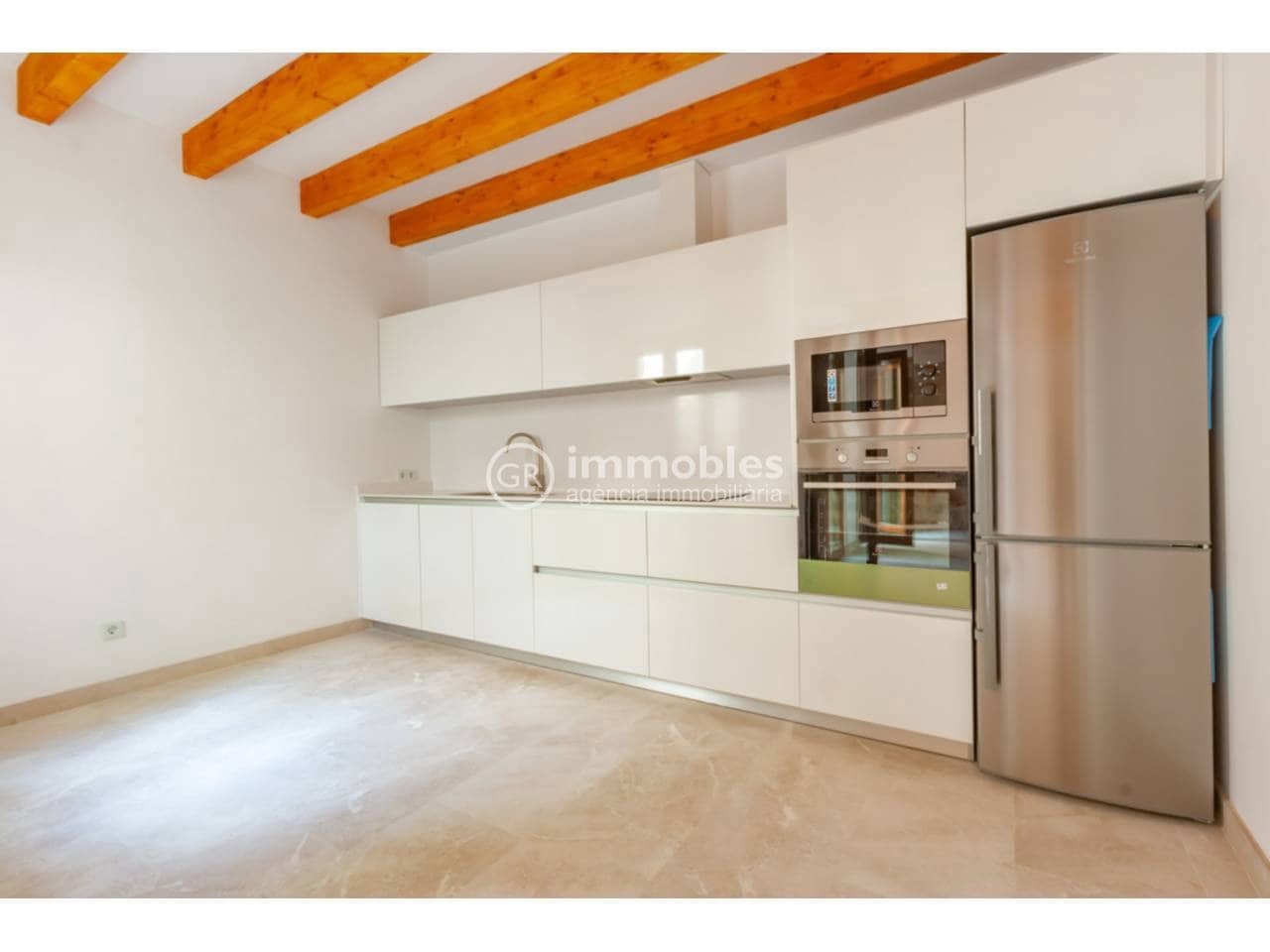 3 bedroom Semi-detached Villa for sale in Alaro with pool garage - € 980,000 (Ref: 9437941)