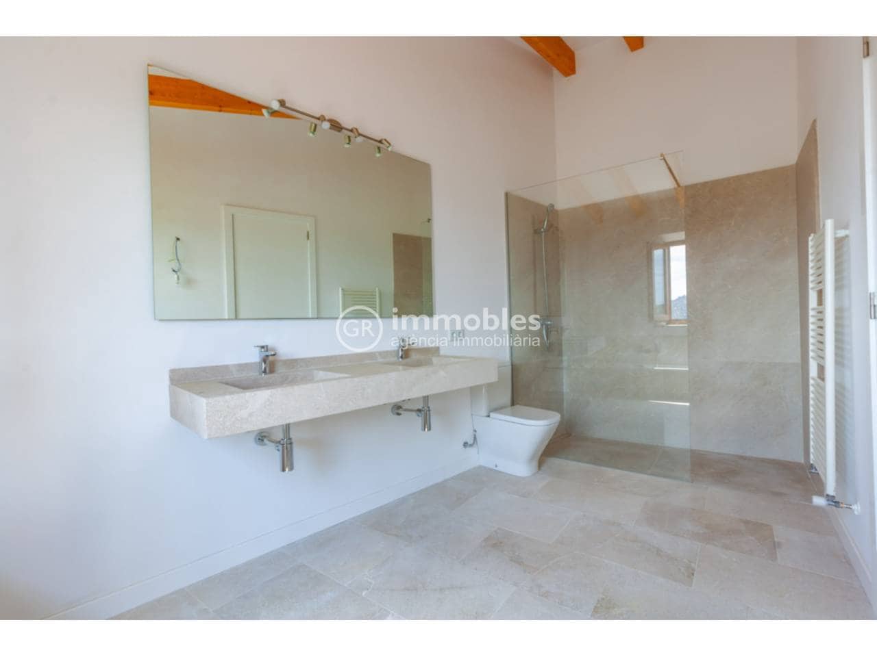 3 bedroom Semi-detached Villa for sale in Alaro with pool garage - € 980,000 (Ref: 9437941)