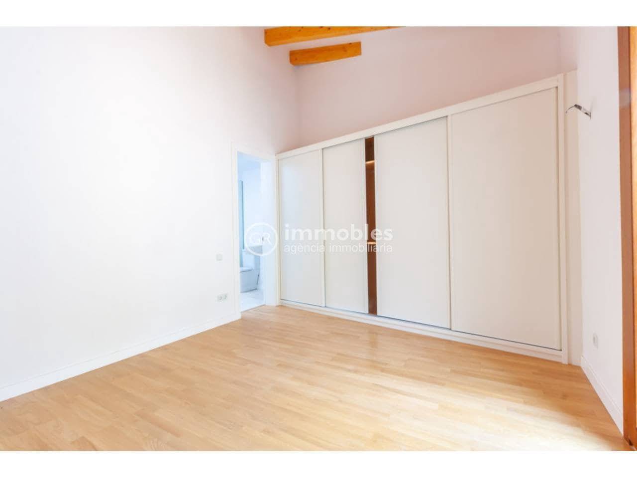 3 bedroom Semi-detached Villa for sale in Alaro with pool garage - € 980,000 (Ref: 9437941)