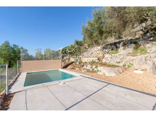 3 sypialnia Dom blizniak na sprzedaż w Alaró z basenem garażem - 980 000 € (Ref: 9437941)