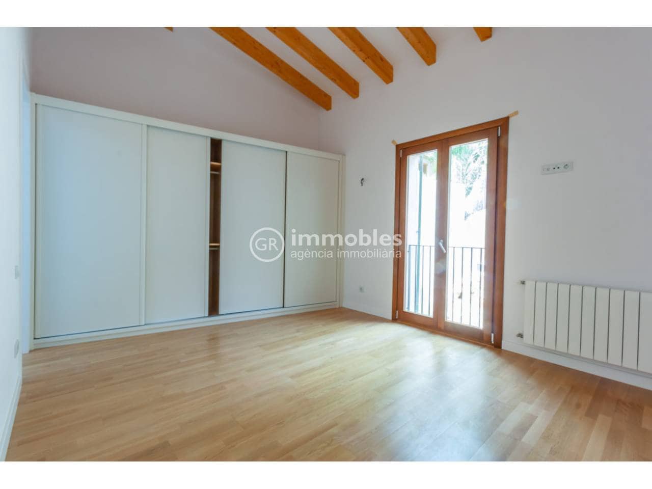 3 bedroom Semi-detached Villa for sale in Alaro with pool garage - € 980,000 (Ref: 9437941)