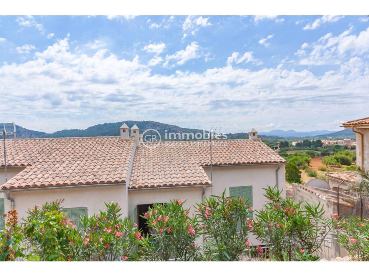 3 bedroom Semi-detached Villa for sale in Alaro with pool garage - € 980,000 (Ref: 9437941)