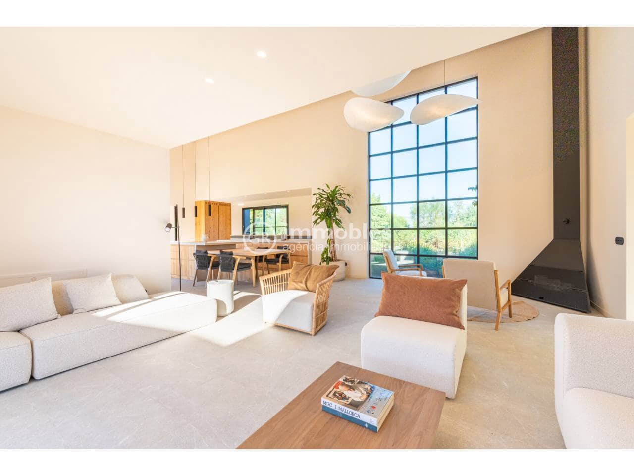 6 bedroom Villa for sale in Santa Maria del Cami with pool garage - € 5,500,000 (Ref: 9437946)