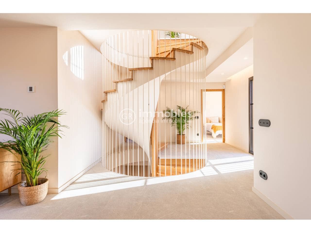 6 bedroom Villa for sale in Santa Maria del Cami with pool garage - € 5,500,000 (Ref: 9437946)