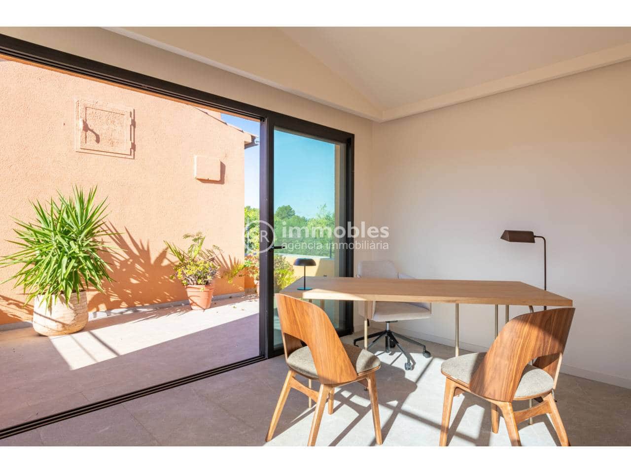 6 bedroom Villa for sale in Santa Maria del Cami with pool garage - € 5,500,000 (Ref: 9437946)