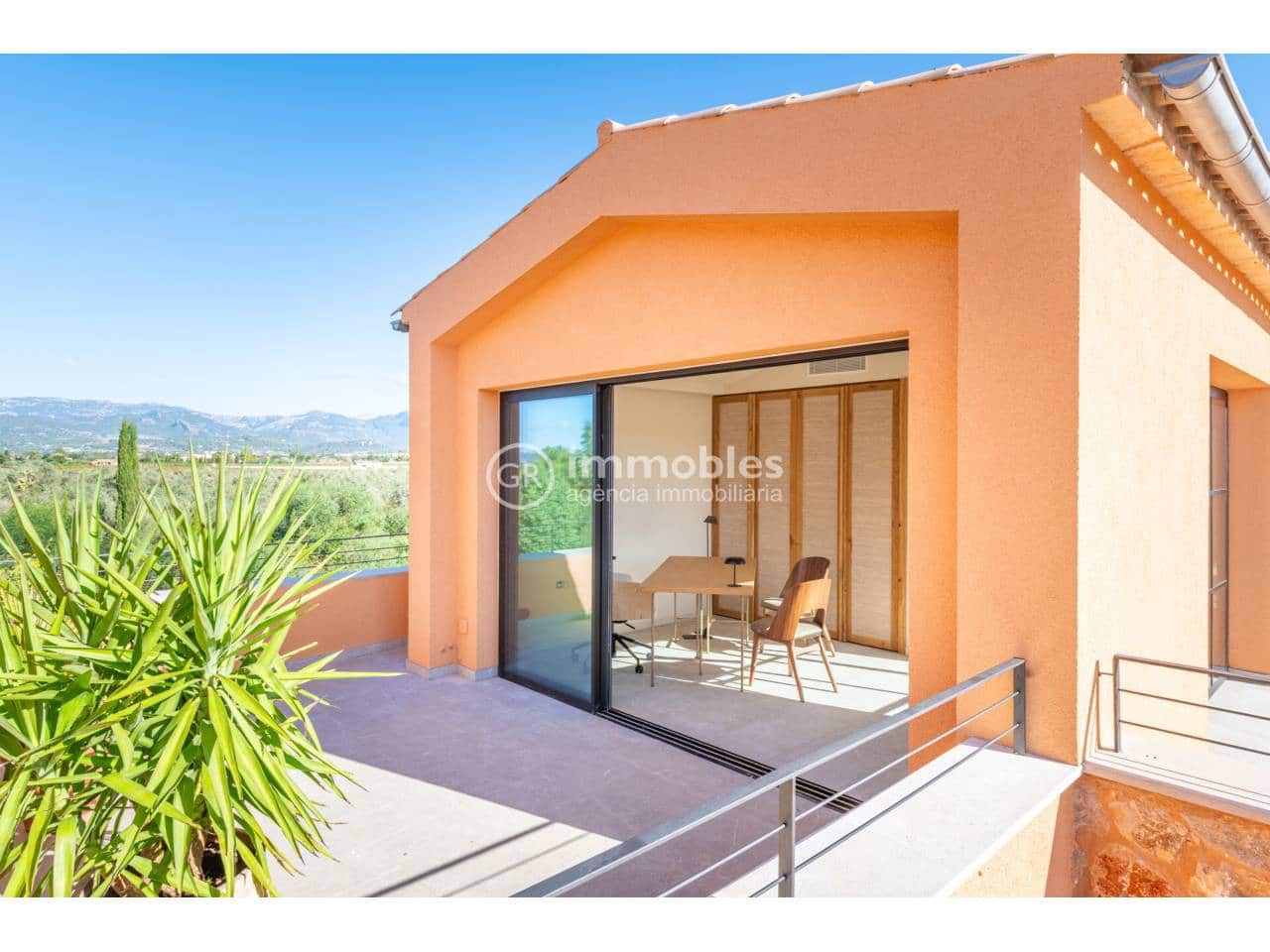 6 bedroom Villa for sale in Santa Maria del Cami with pool garage - € 5,500,000 (Ref: 9437946)