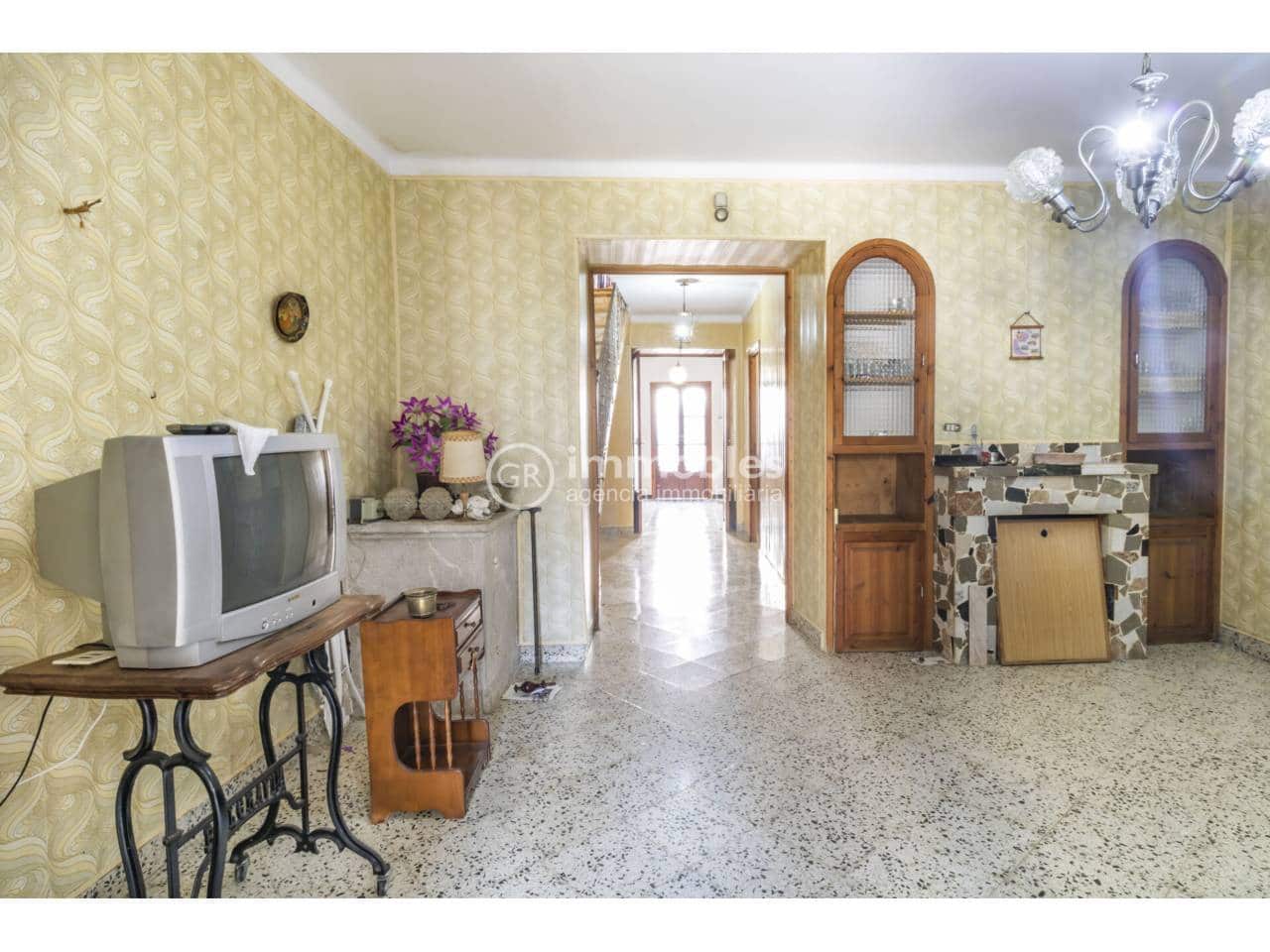 4 bedroom Townhouse for sale in Binissalem - € 450,000 (Ref: 9437948)