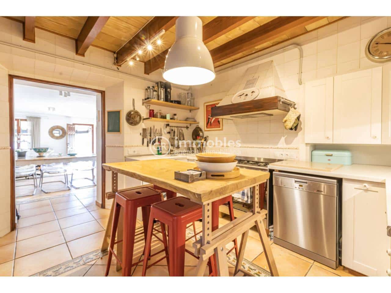 4 bedroom Finca/Country House for sale in Alaro with pool - € 775,000 (Ref: 9437949)