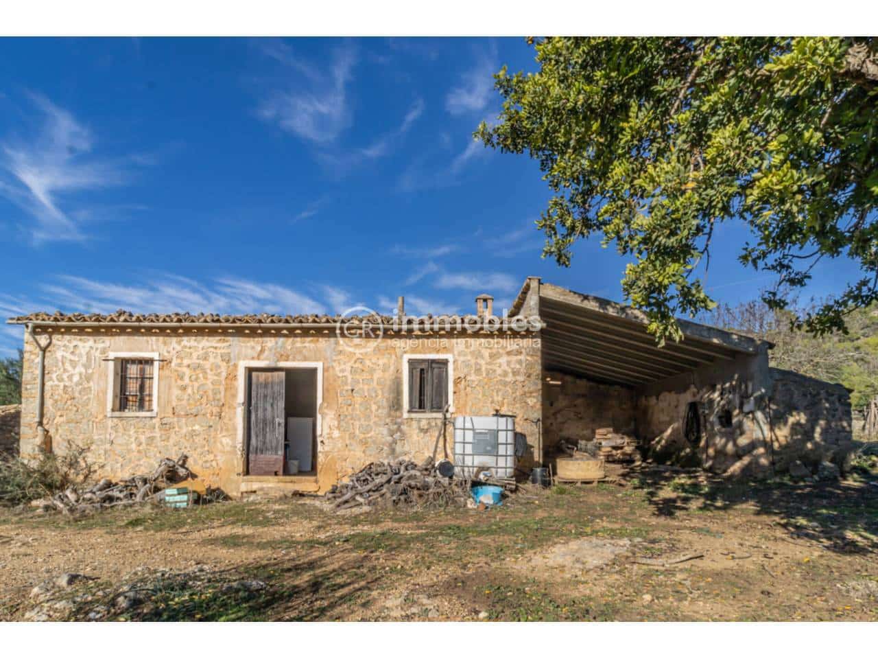 Finca/Country House for sale in Alaro - € 2,220,000 (Ref: 9437950)
