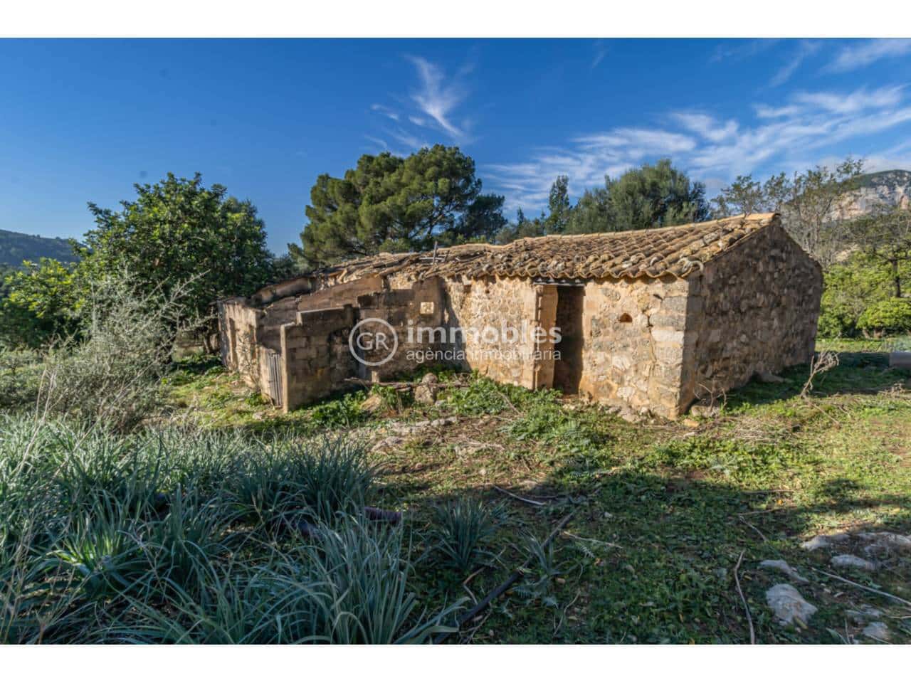 Finca/Country House for sale in Alaro - € 2,220,000 (Ref: 9437950)