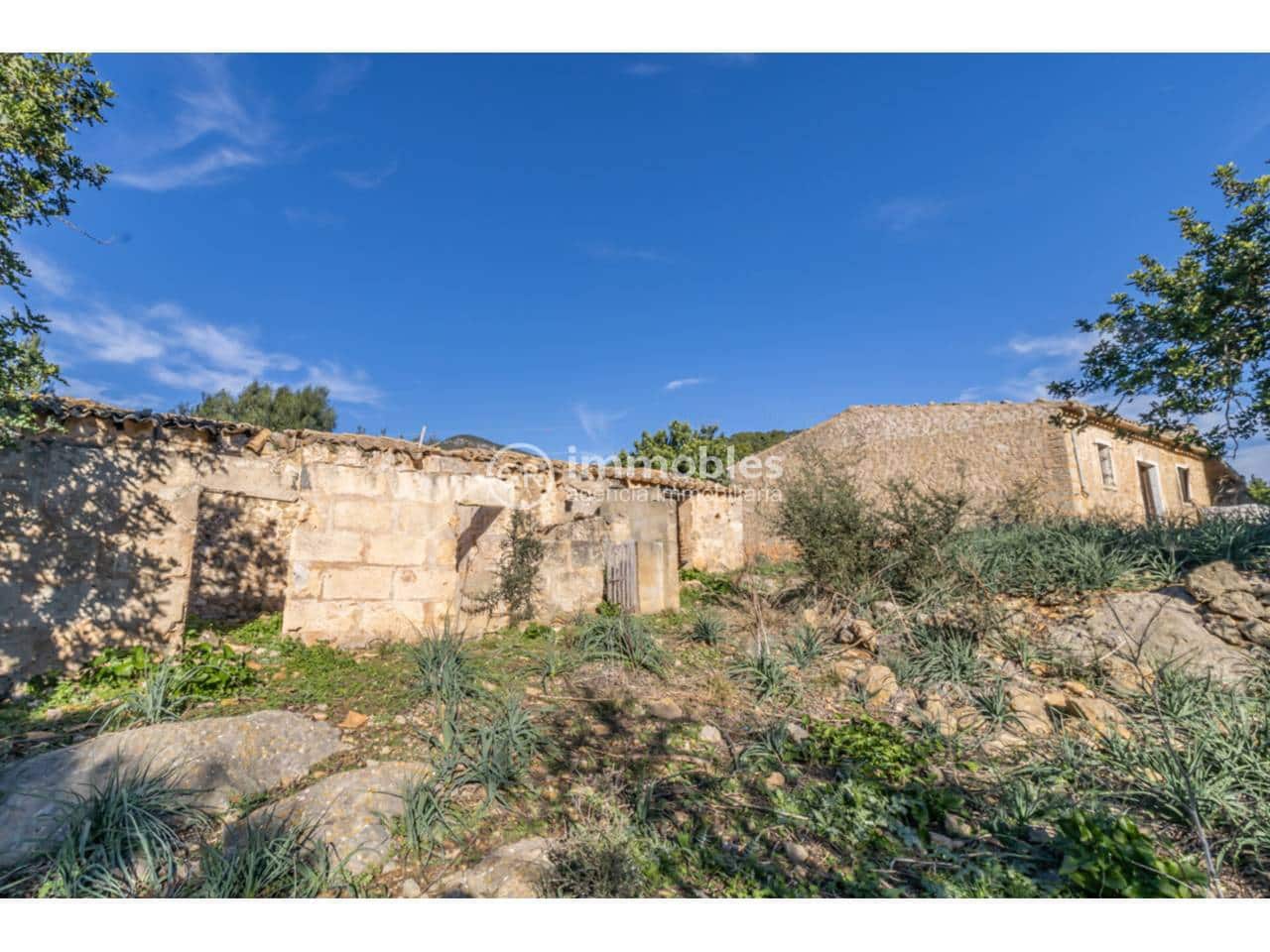 Finca/Country House for sale in Alaro - € 2,220,000 (Ref: 9437950)