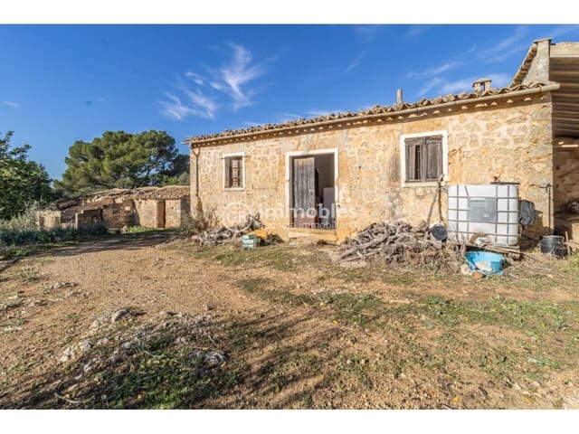 Finca/Country House for sale in Alaró - € 2,220,000 (Ref: 9437950)