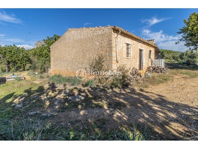 Finca/Country House for sale in Alaró - € 2,220,000 (Ref: 9437950)