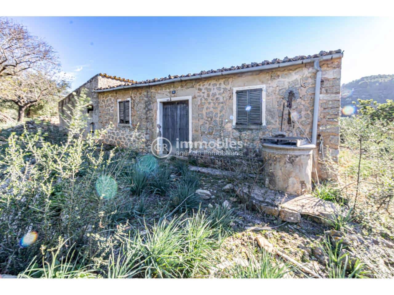 Finca/Country House for sale in Alaro - € 2,220,000 (Ref: 9437950)