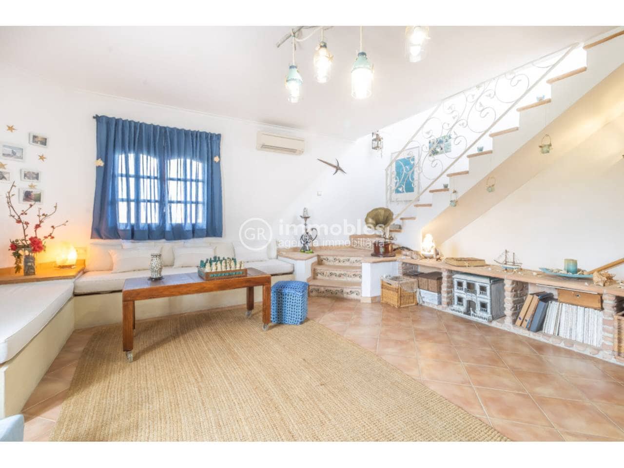 3 bedroom Villa for sale in Llucmajor with pool garage - € 999,000 (Ref: 9437951)