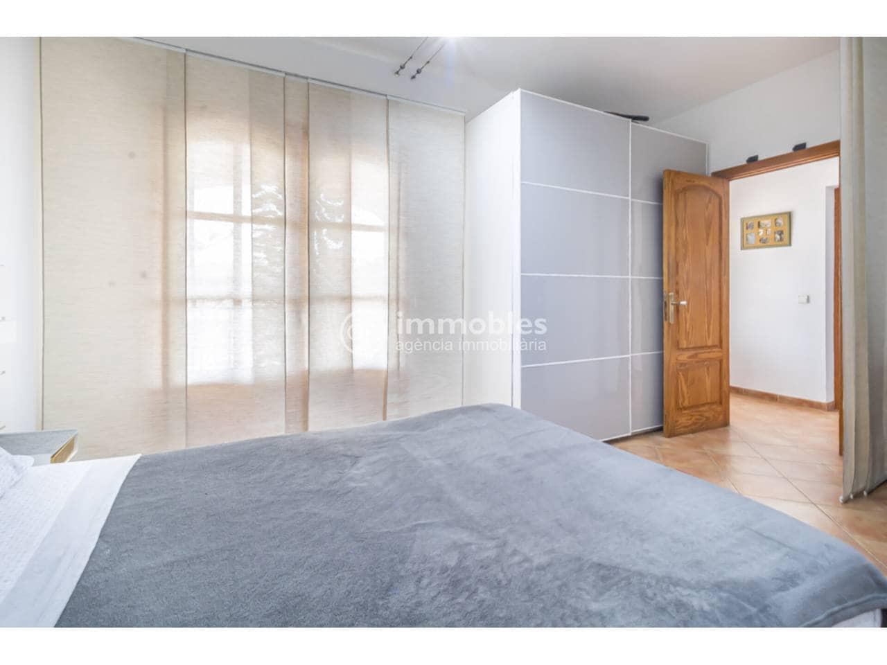 3 bedroom Villa for sale in Llucmajor with pool garage - € 999,000 (Ref: 9437951)