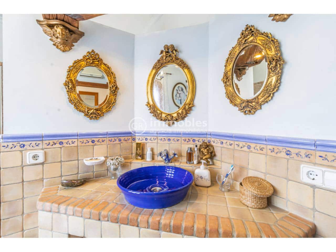 3 bedroom Villa for sale in Llucmajor with pool garage - € 999,000 (Ref: 9437951)