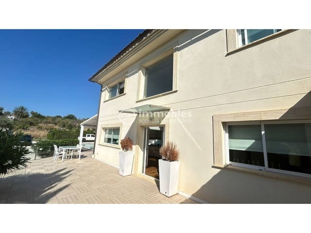 4 sovrum Villa till salu i Inca med pool garage - 950 000 € (Ref: 9437960)