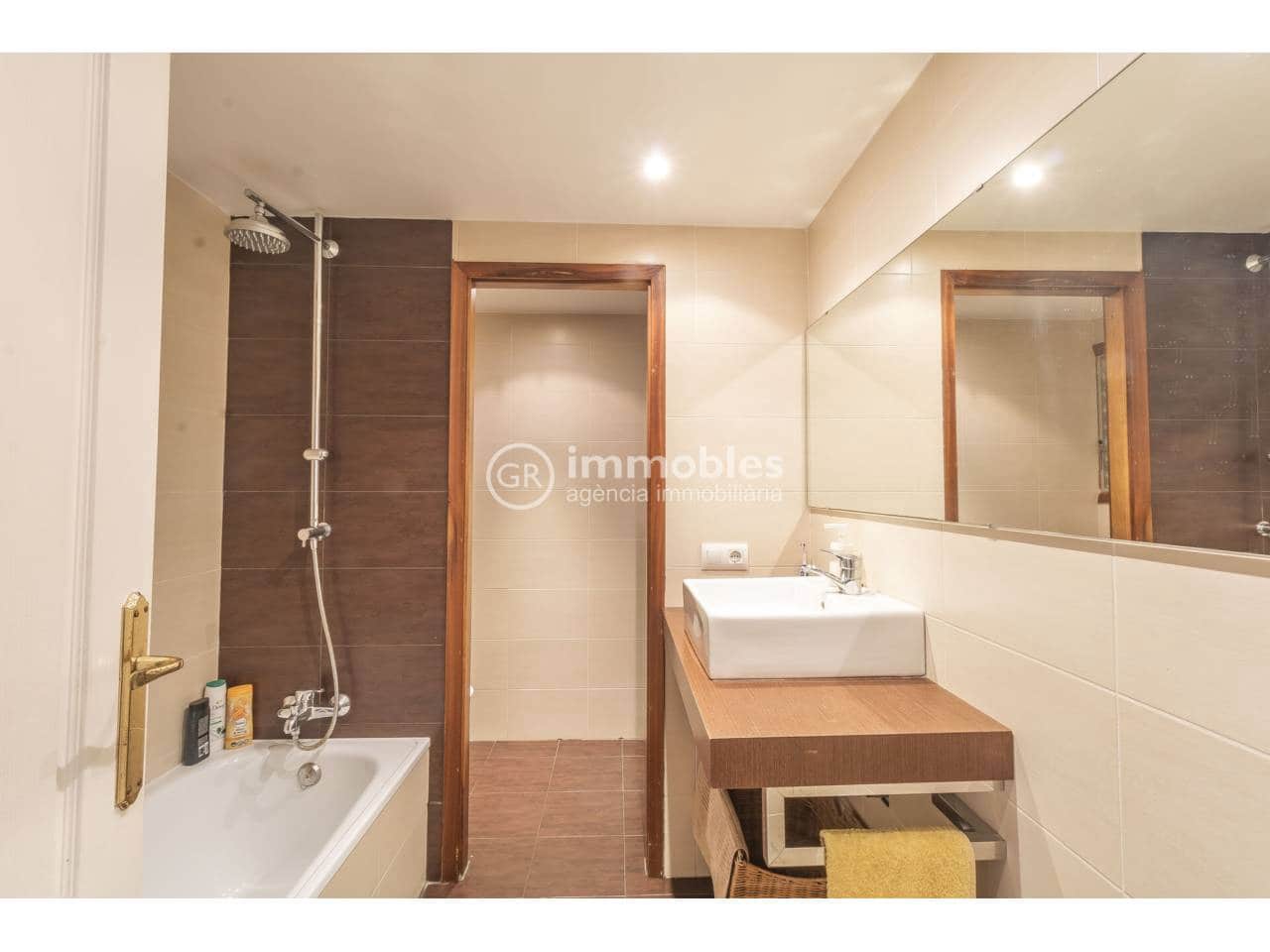 4 bedroom Flat for sale in Palma de Mallorca - € 890,000 (Ref: 9437963)