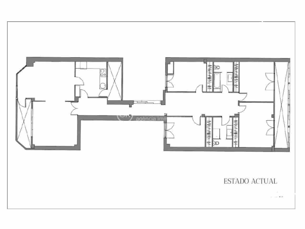 4 bedroom Flat for sale in Palma de Mallorca - € 890,000 (Ref: 9437963)