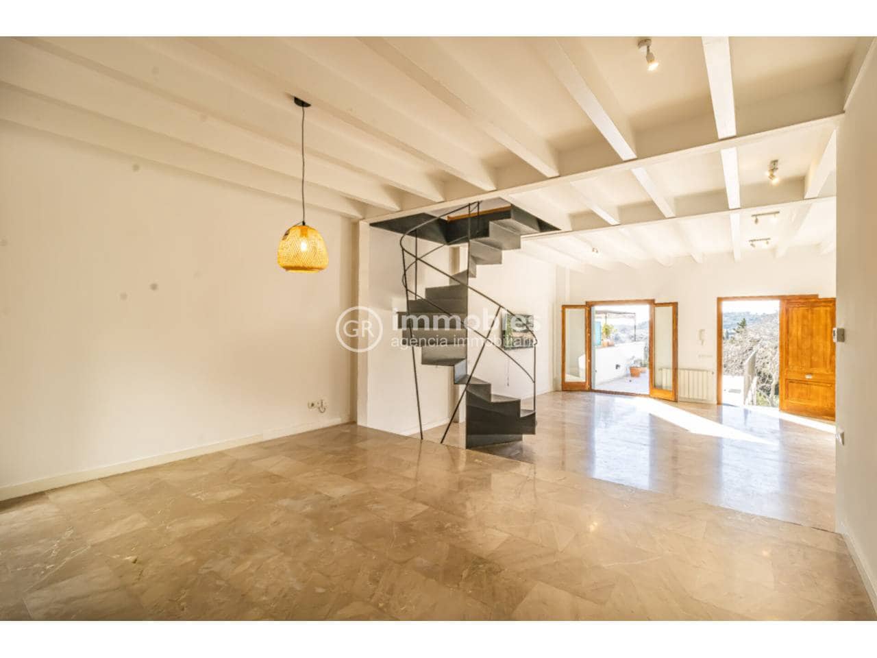 3 quarto Casa em Banda para venda em Alaro com garagem - 875 000 € (Ref: 9437966)