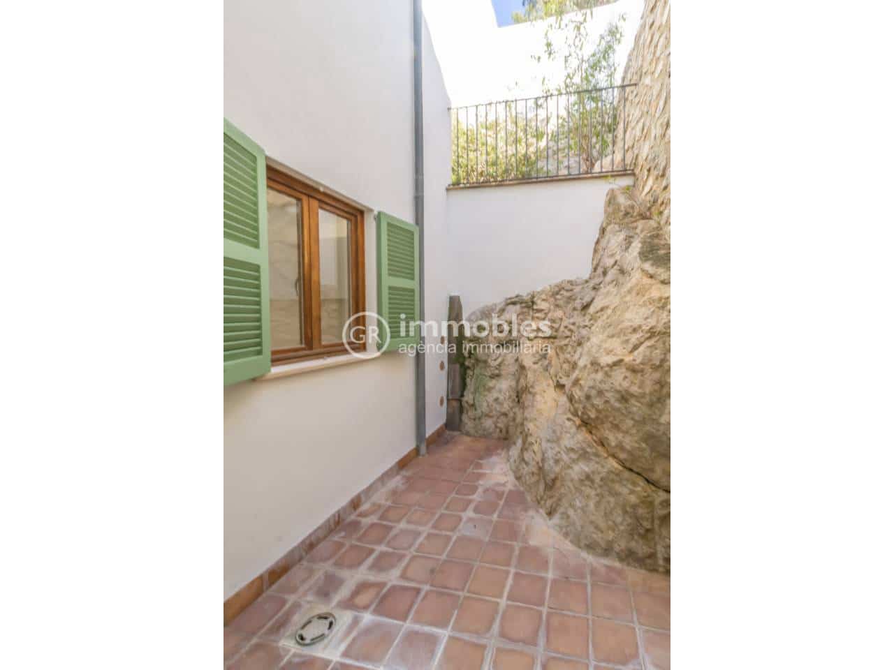 3 quarto Casa em Banda para venda em Alaro com garagem - 875 000 € (Ref: 9437966)