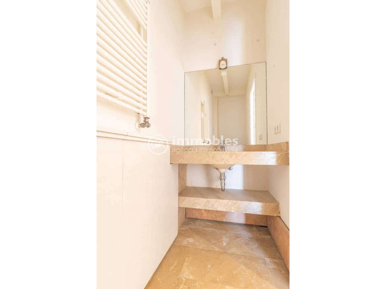 3 quarto Casa em Banda para venda em Alaro com garagem - 875 000 € (Ref: 9437966)