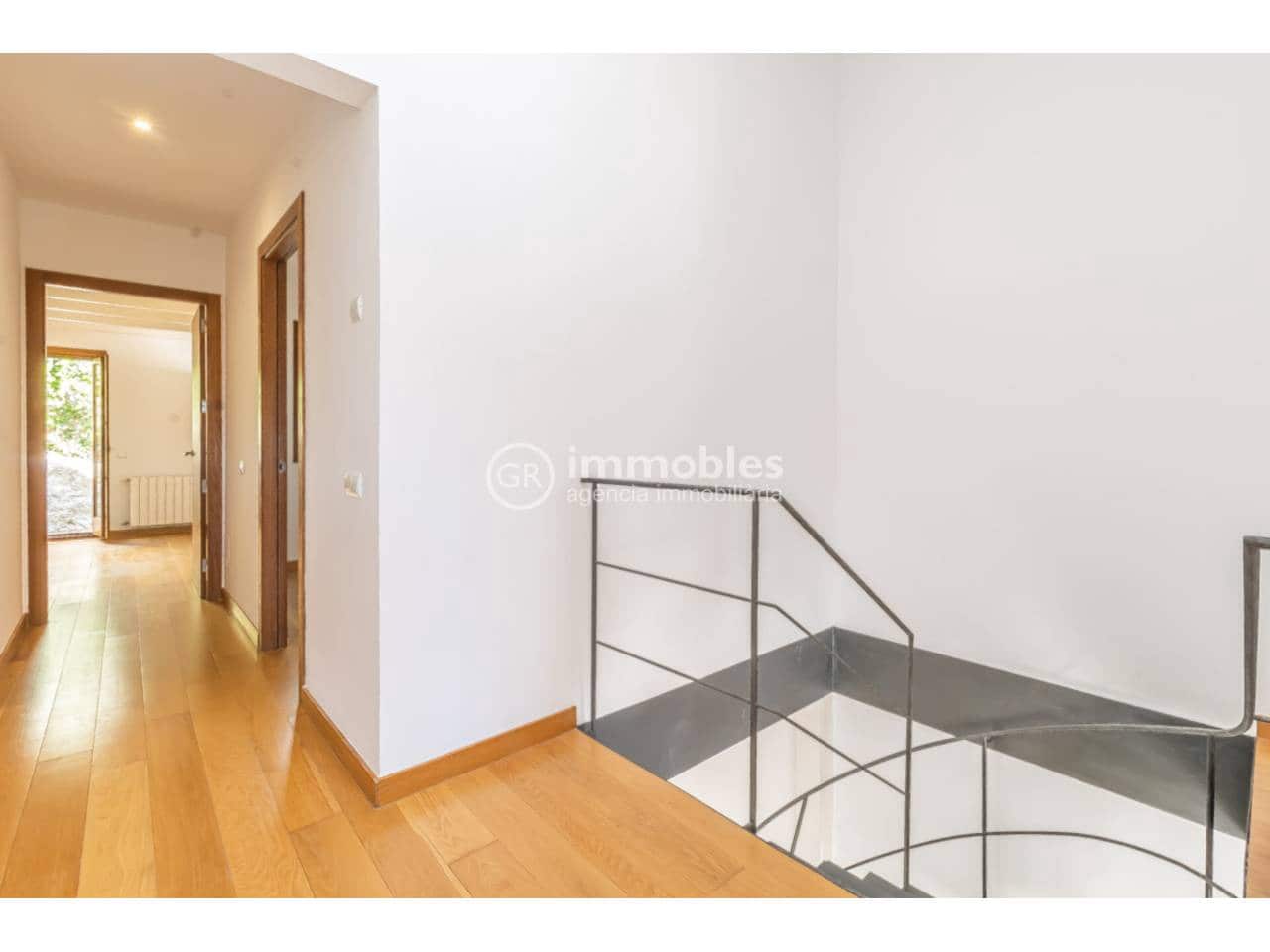 3 quarto Casa em Banda para venda em Alaro com garagem - 875 000 € (Ref: 9437966)