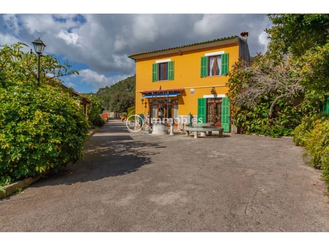 Chalet de 4 habitaciones en Sa Pobla en venta con piscina garaje - 1.500.000 € (Ref: 9437969)