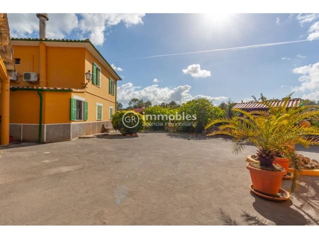 Chalet de 4 habitaciones en Sa Pobla en venta con piscina garaje - 1.500.000 € (Ref: 9437969)