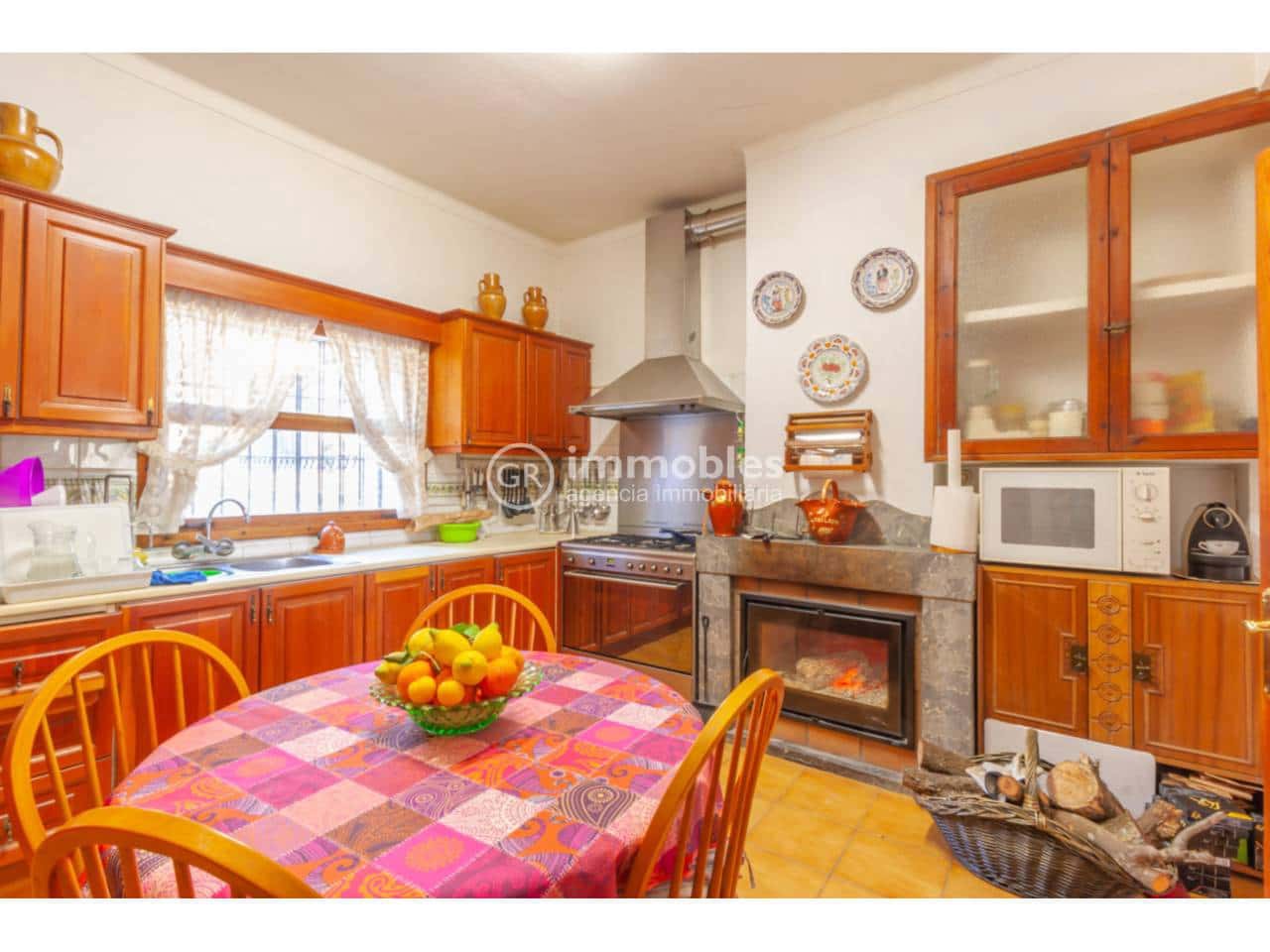 4 bedroom Villa for sale in Sa Pobla with pool garage - € 1,500,000 (Ref: 9437969)