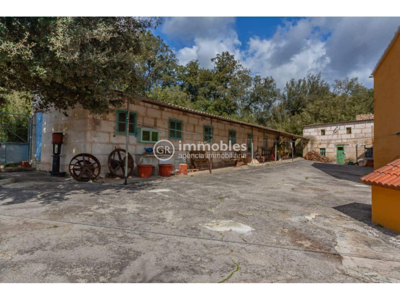 4 bedroom Villa for sale in Sa Pobla with pool garage - € 1,500,000 (Ref: 9437969)