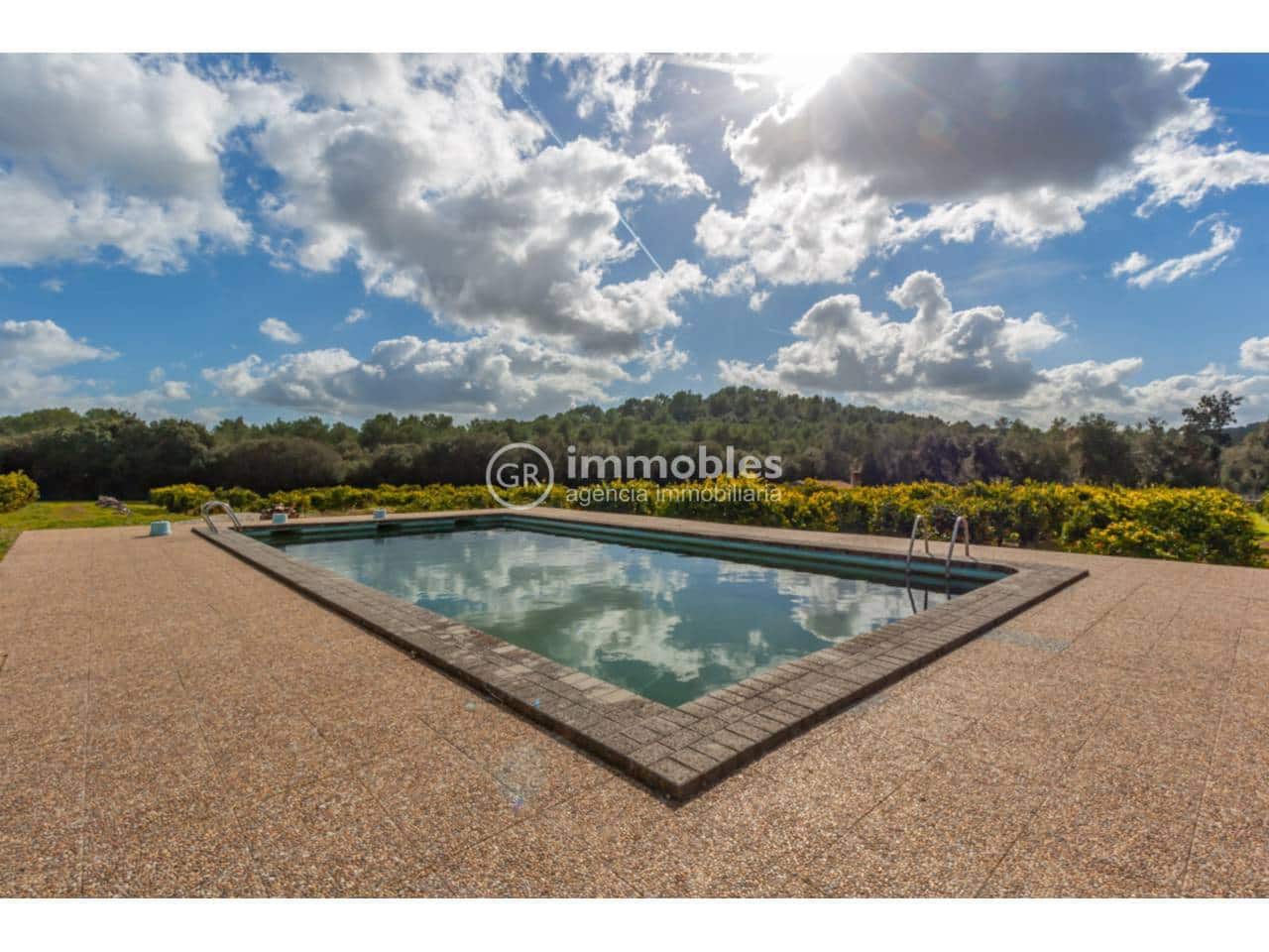 4 bedroom Villa for sale in Sa Pobla with pool garage - € 1,500,000 (Ref: 9437969)