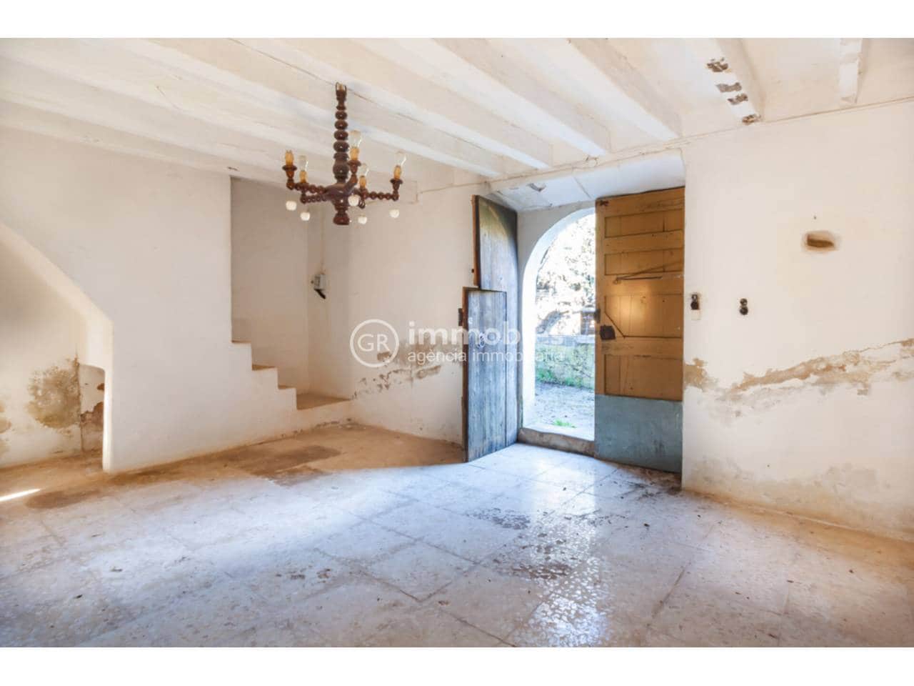 5 bedroom Finca/Country House for sale in Pollensa / Pollenca with garage - € 890,000 (Ref: 9437974)