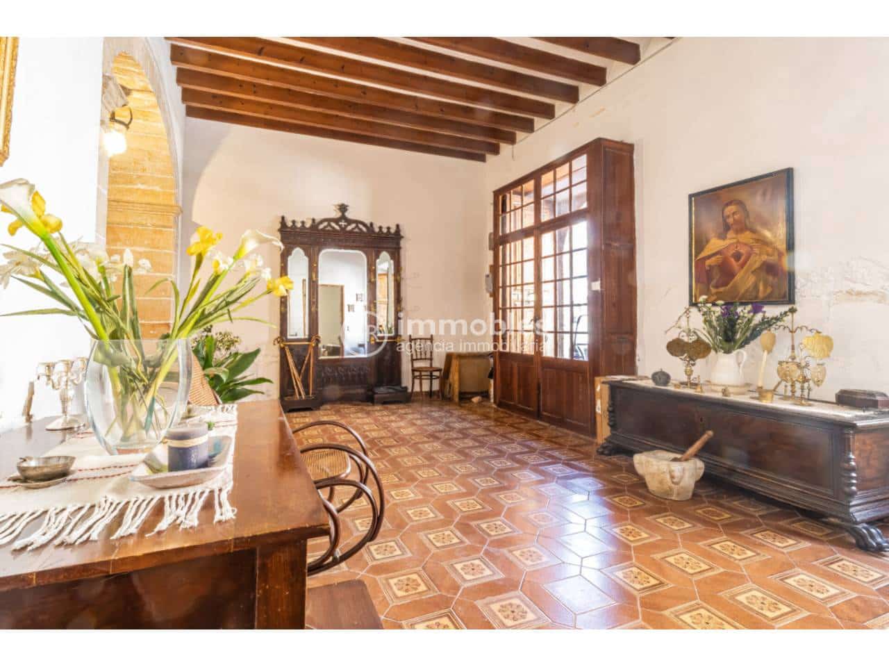 6 quarto Casa em Banda para venda em Alaro com garagem - 1 980 000 € (Ref: 9437982)