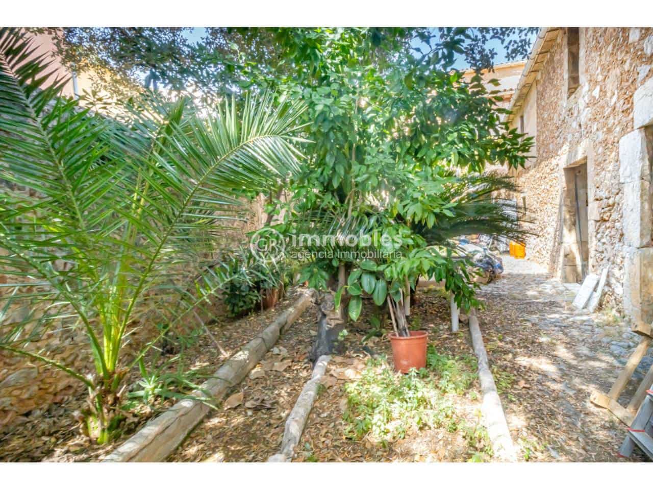 6 quarto Casa em Banda para venda em Alaro com garagem - 1 980 000 € (Ref: 9437982)